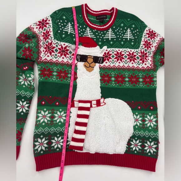Bizzaro Ltd Green and Red Llama Christmas Sweater - Picture 8 of 8